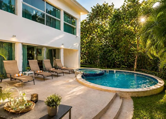 Villa Private Pool Villa, Walk To & 5th Ave Playa del Carmen
